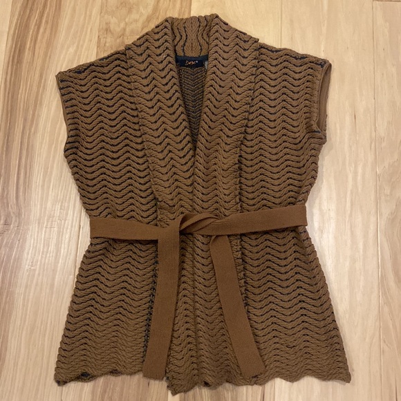 DEX Knitted Wrap Vest - Picture 6 of 10